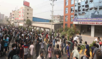 আট হাজার শিক্ষার্থীর বিরুদ্ধে পুলিশের মা...